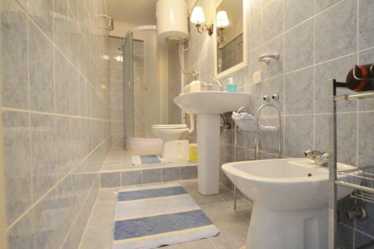 Villa Augusta Ferri Rovinj Exteriör bild